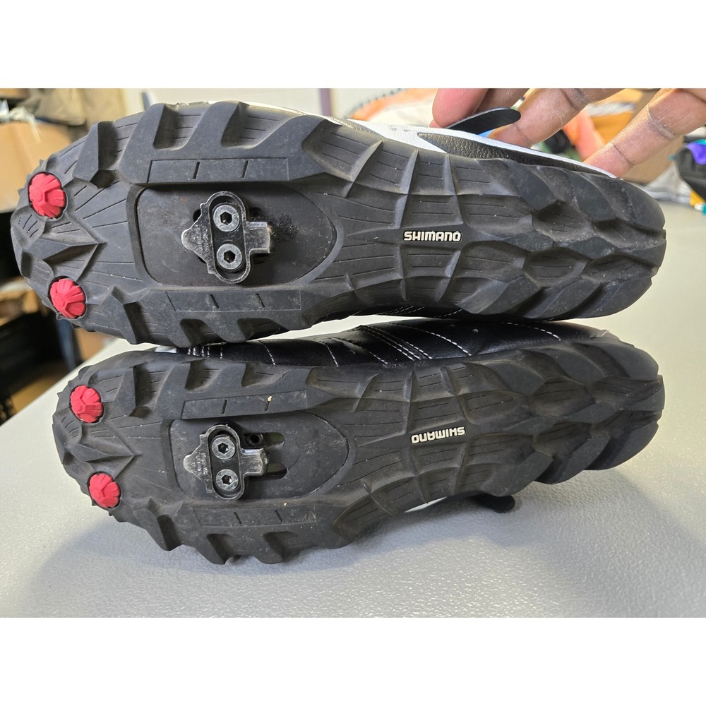 Shimano SPD Cycling Shoes Size 42 + Shimano Clipless Pedals Bundle MTB Road - Picture 9 of 10